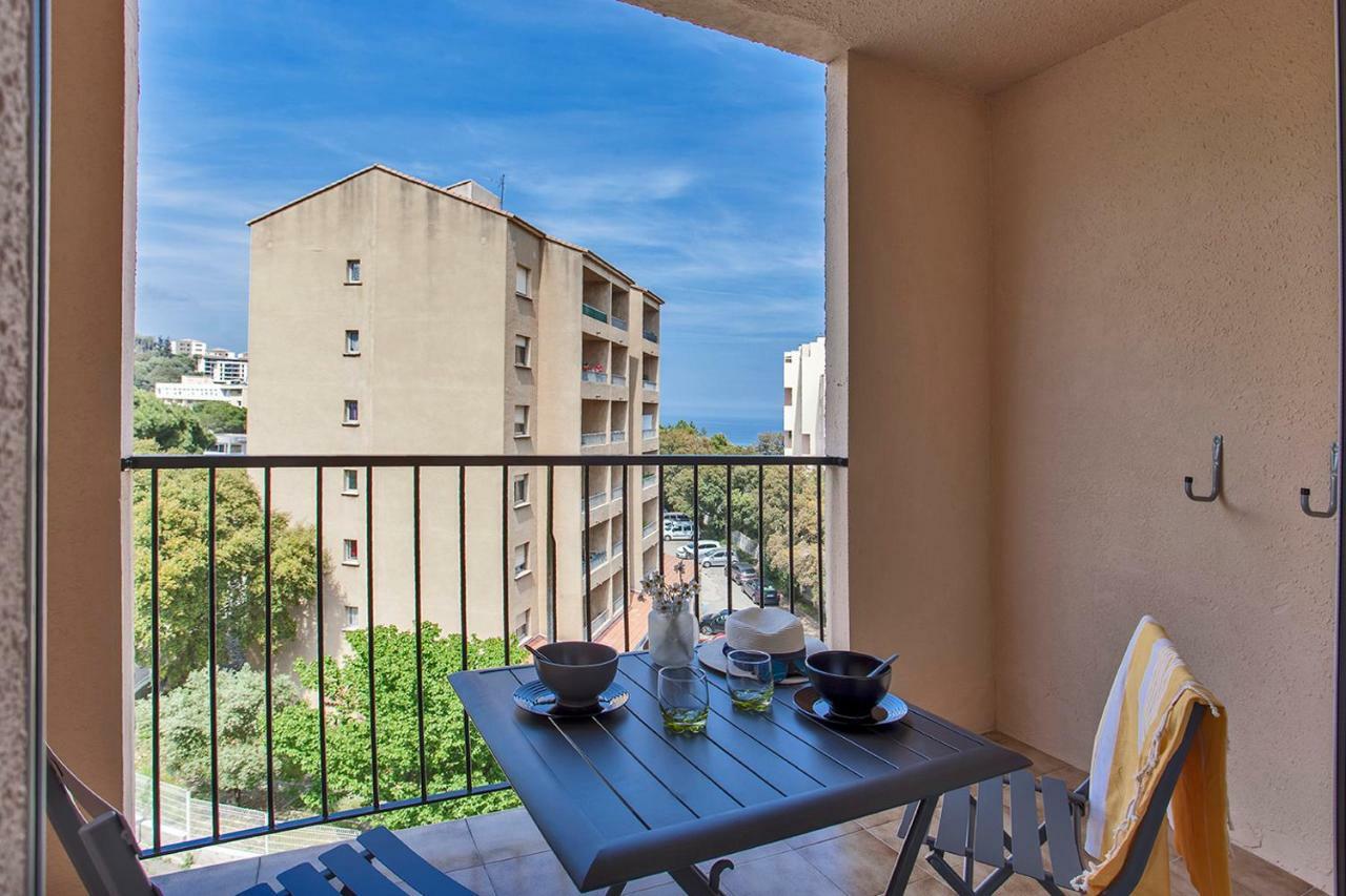 Offre Special Bastia Proche Centre Parking Екстериор снимка