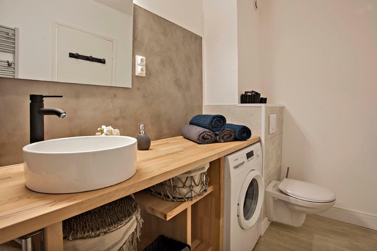 Offre Special Bastia Proche Centre Parking Екстериор снимка